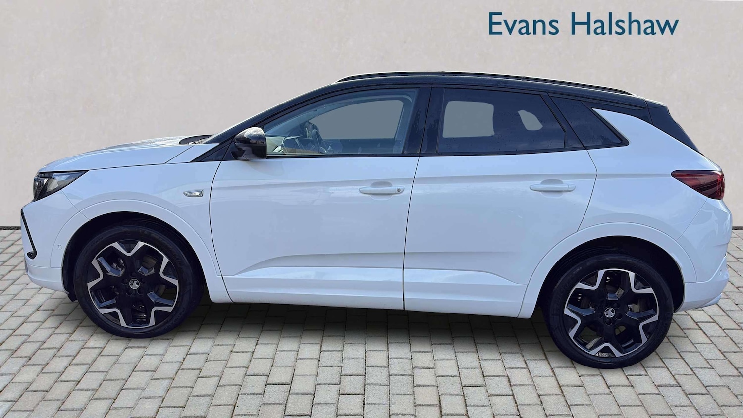 Used Vauxhall Grandland 2024 for sale - 77674823: Photo 3