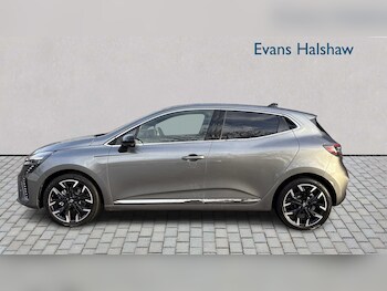 Used Renault Clio 2025 for sale - 77076621: Photo