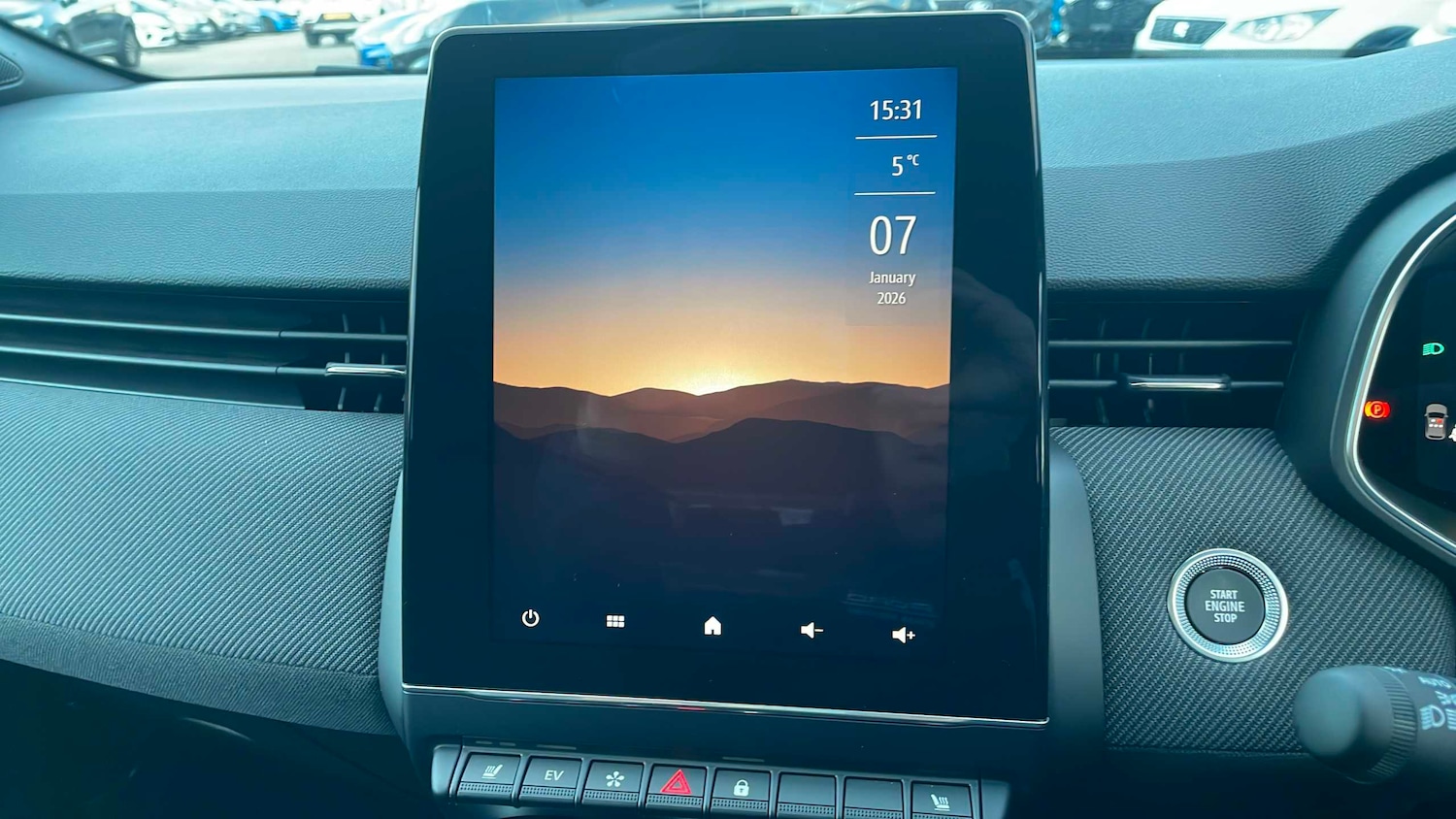 Used Renault Clio 2025 for sale - 77076477: Photo 11