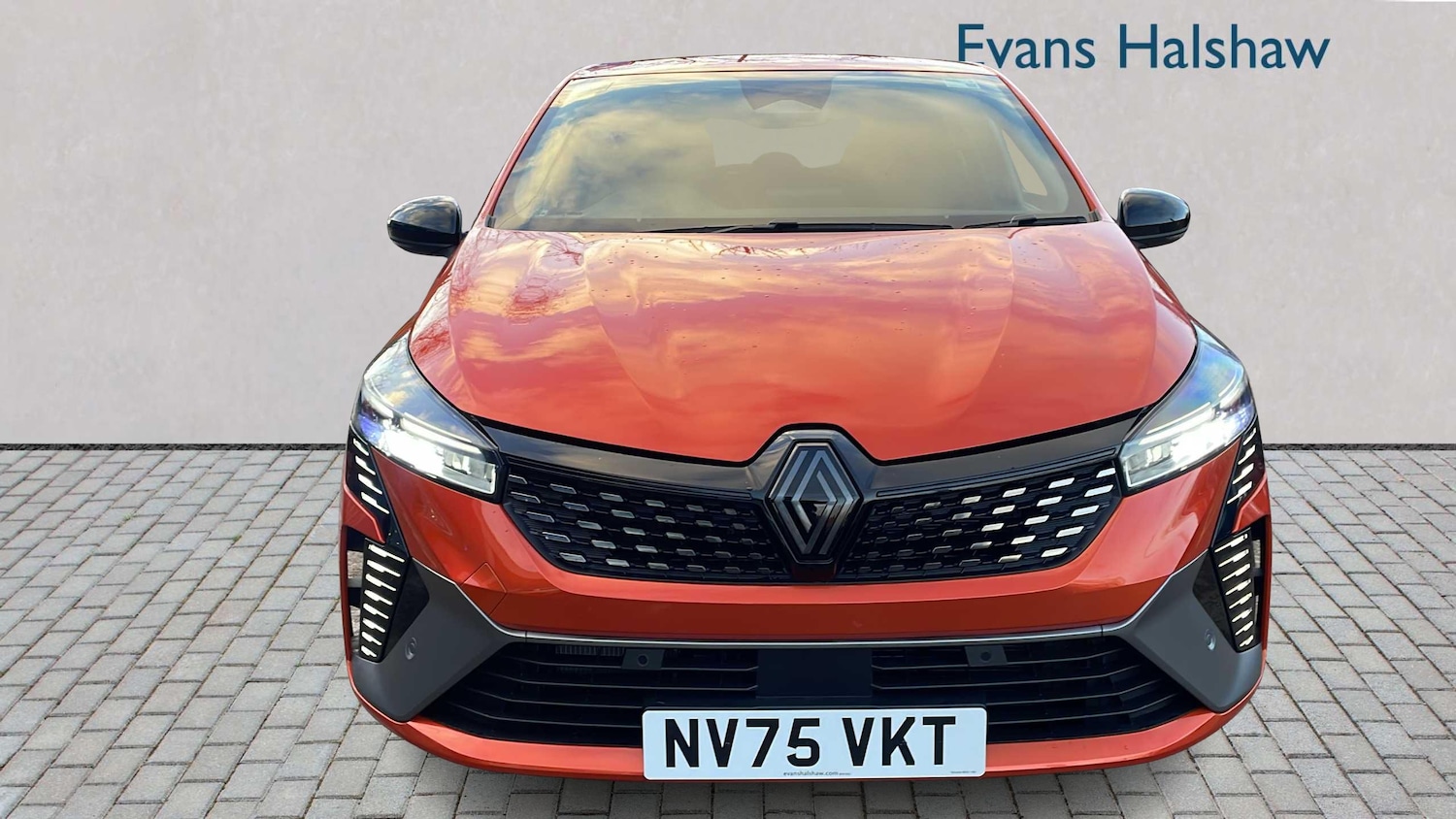 Used Renault Clio 2025 for sale - 77076477: Photo 4