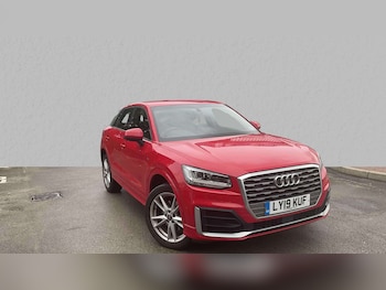 Audi - Q2