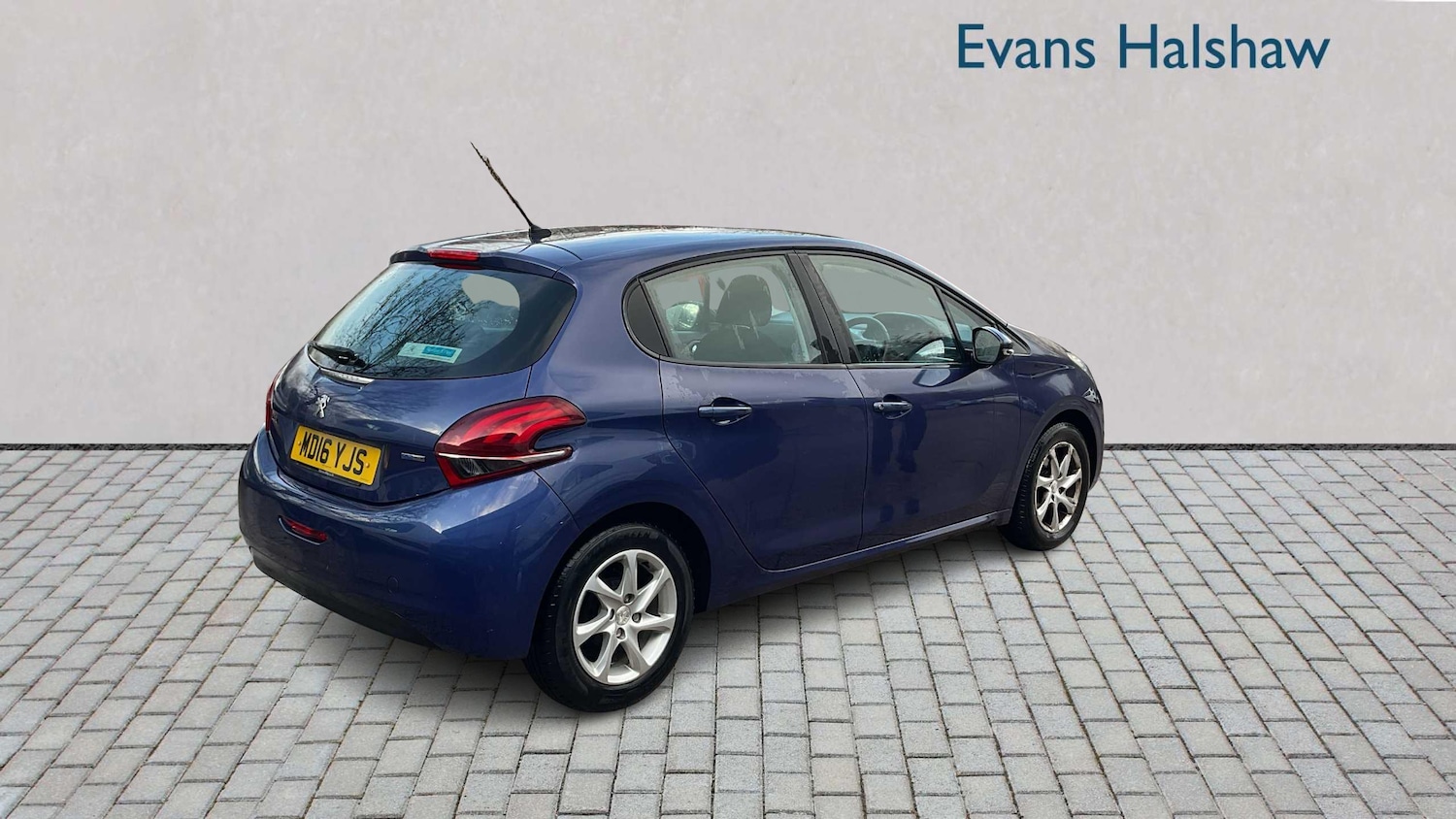 Used Peugeot 208 2016 for sale - 77022217: Photo 4