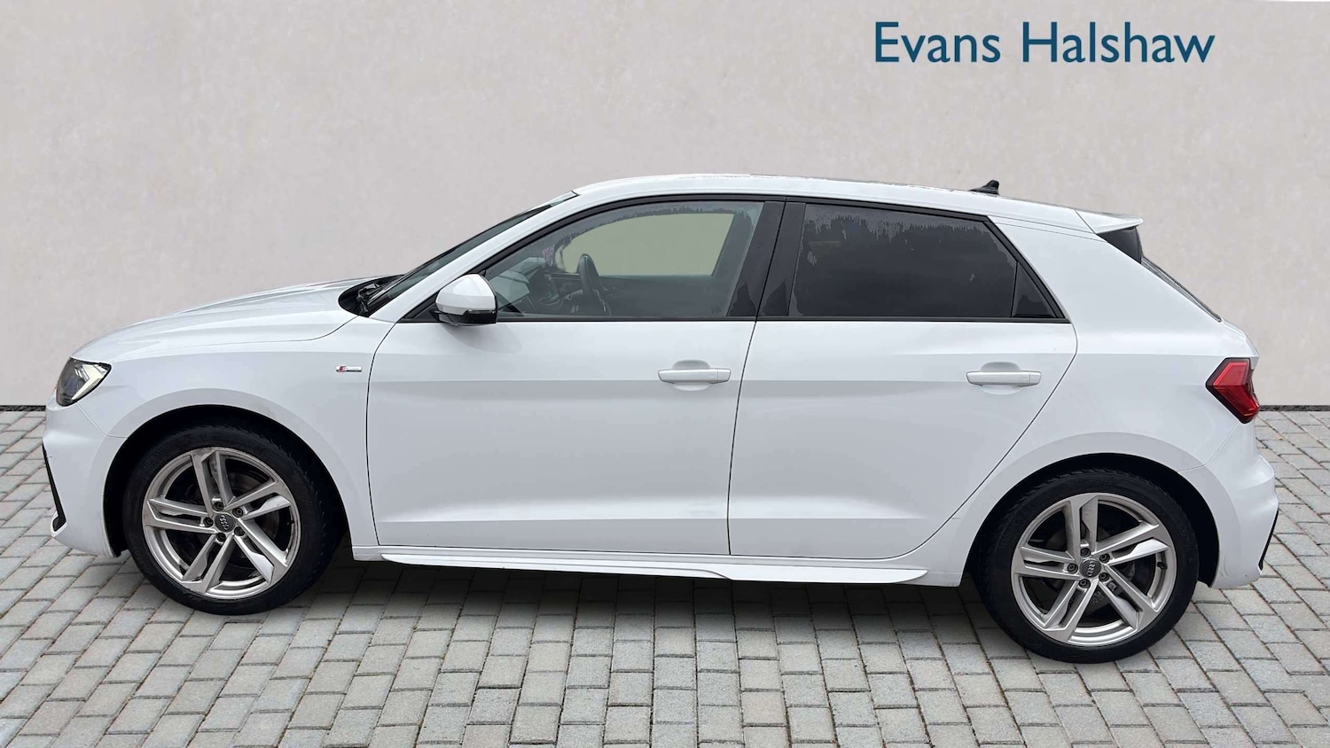 Used Audi A1 2020 for sale - 77810994: Photo 3