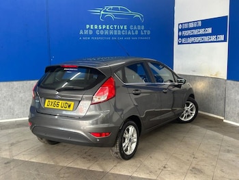 Used Ford Fiesta 2017 for sale - 79072404: Photo