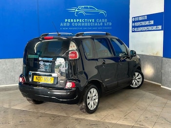 Used Citroen C3 Picasso 2017 for sale - 78839439: Photo