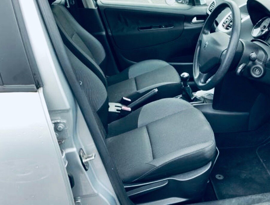 Used Peugeot 207 2010 for sale - 77706169: Photo 3