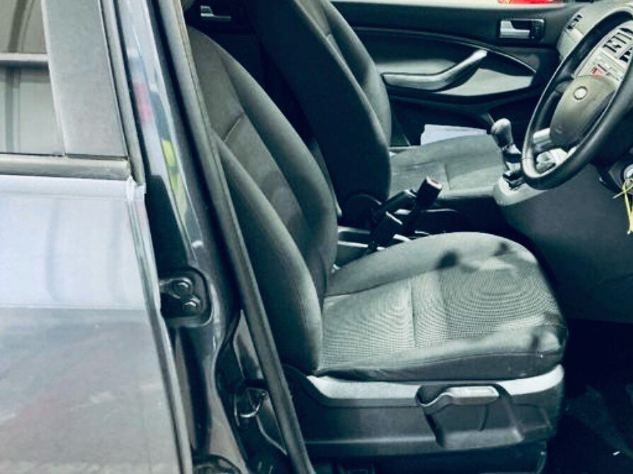 Used Ford C-Max 2010 for sale - 76670623: Photo 5