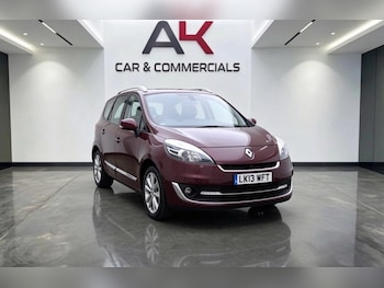 Used Renault Grand Scenic 2013 for sale - 79186685: Photo