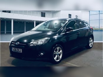 2011 (11) - 1.6 125 Zetec 5dr