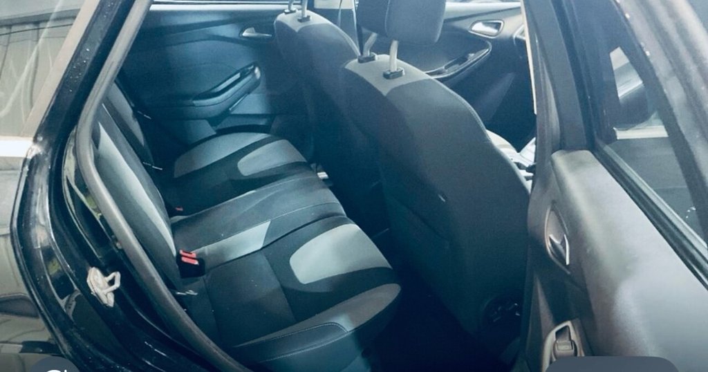 Used Ford Focus 2011 for sale - 76934640: Photo 6