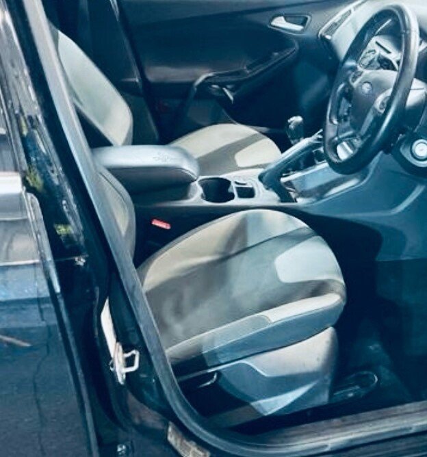 Used Ford Focus 2011 for sale - 76934640: Photo 7