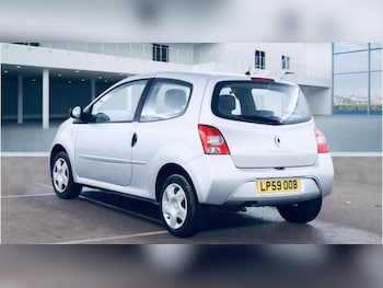 Used Renault Twingo 2010 for sale - 77250561: Photo