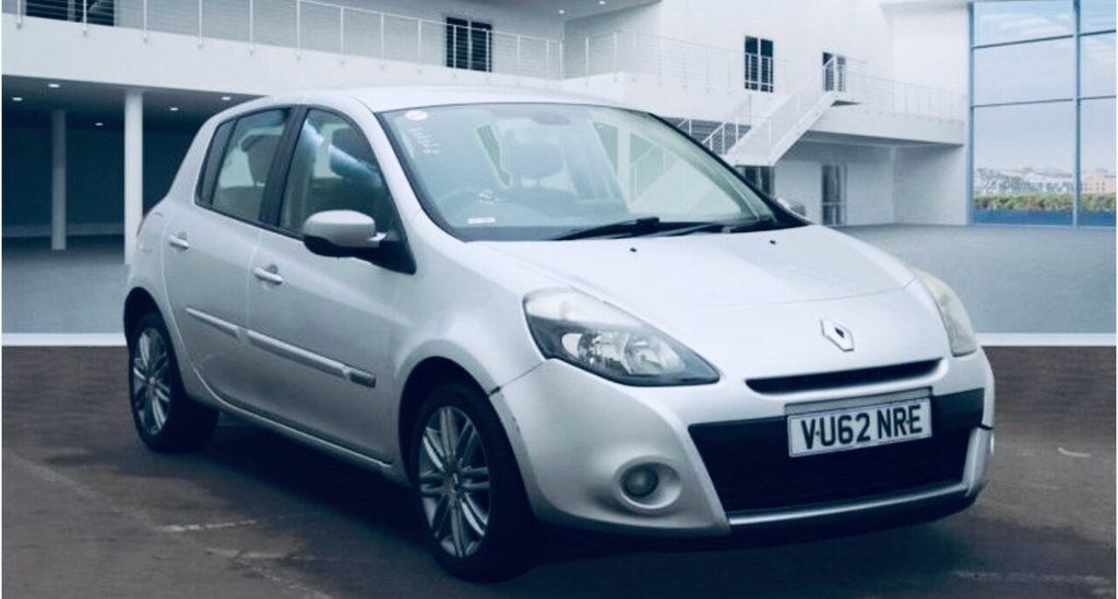 Used Renault Clio 2012 for sale - 76604904: Photo 1