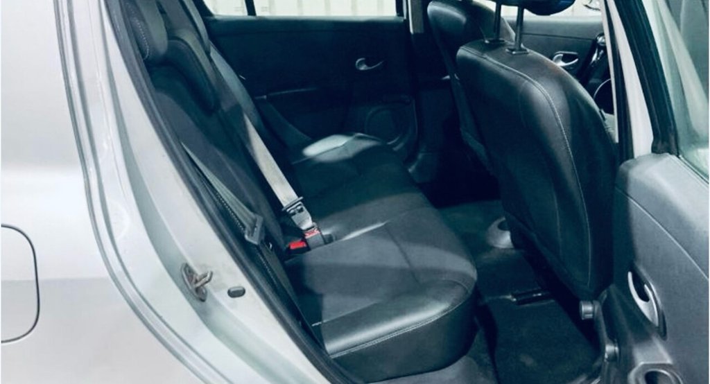 Used Renault Clio 2012 for sale - 76604904: Photo 6