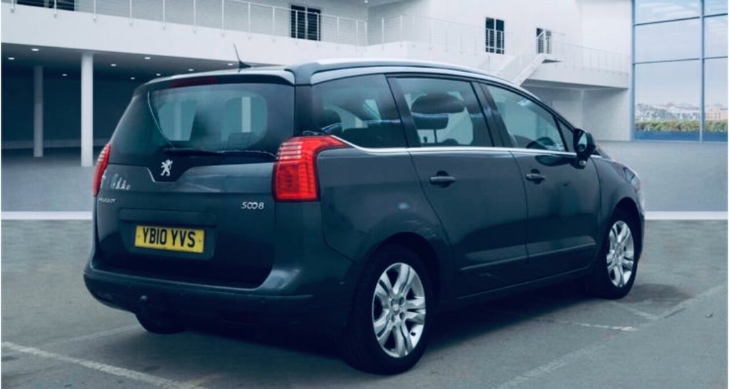 Used Peugeot 5008 2010 for sale - 77052641: Photo 3