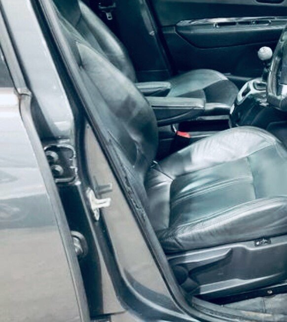 Used Peugeot 5008 2010 for sale - 77052641: Photo 8