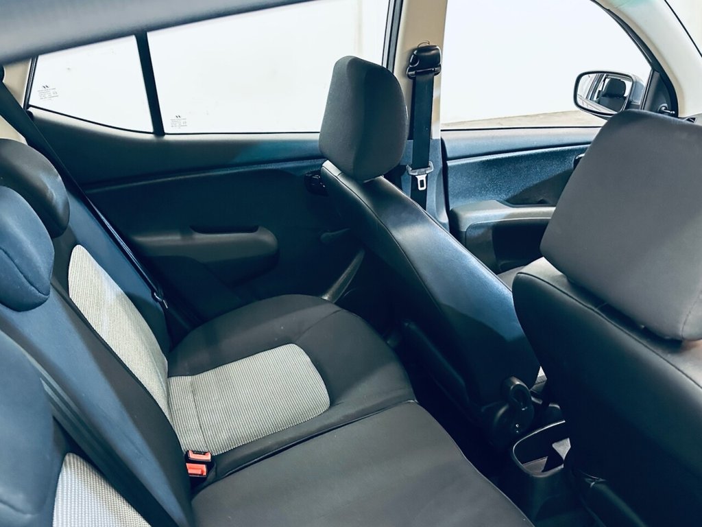 Used Hyundai i10 2009 for sale - 77780162: Photo 8