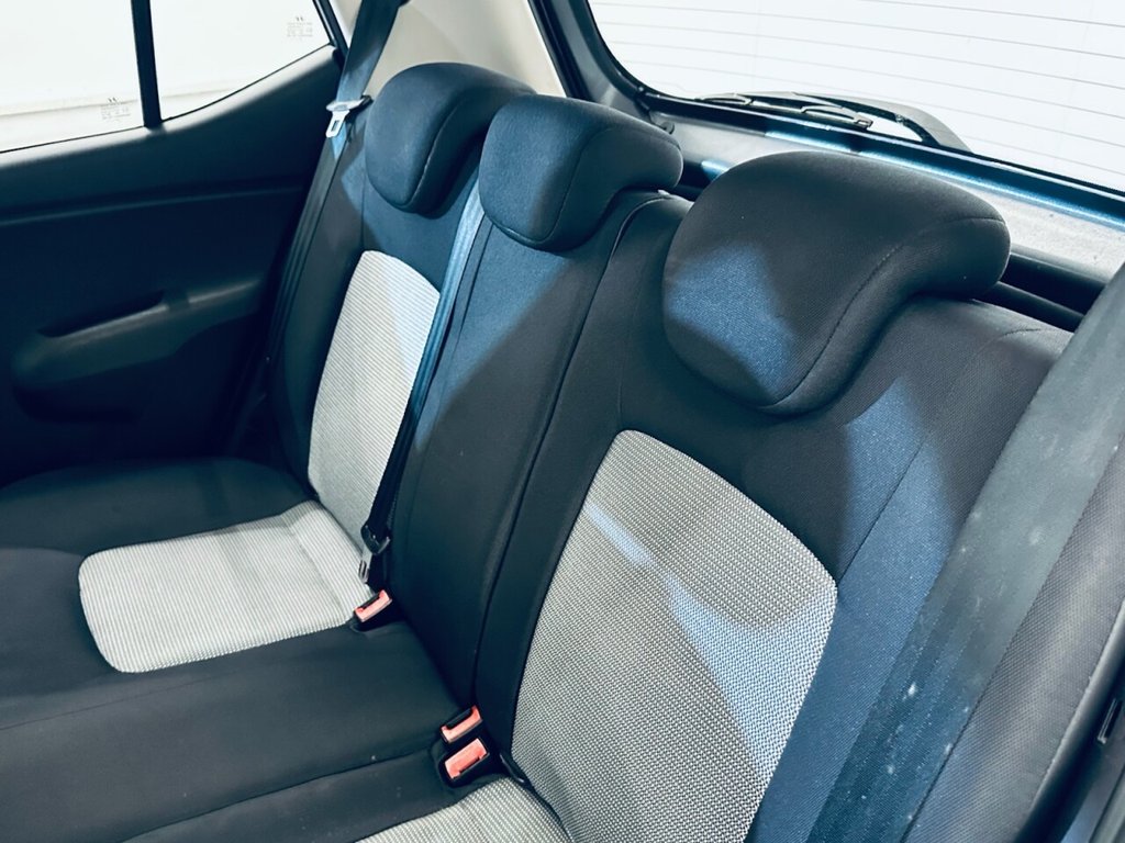 Used Hyundai i10 2009 for sale - 77780162: Photo 9