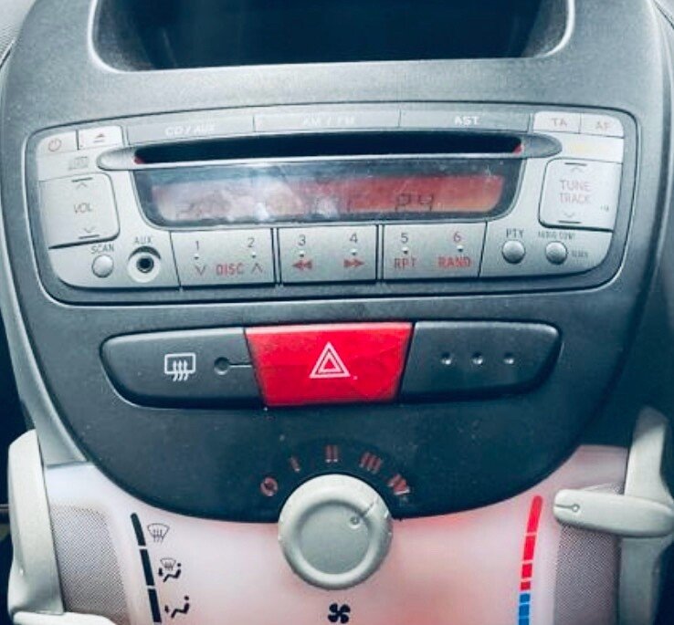 Used Toyota AYGO 2007 for sale - 77200396: Photo 8