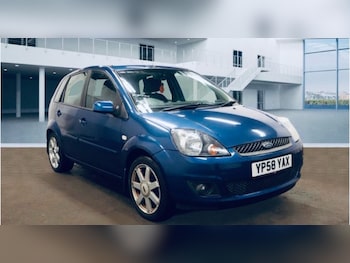 Used Ford Fiesta 2009 for sale - 77052642: Photo