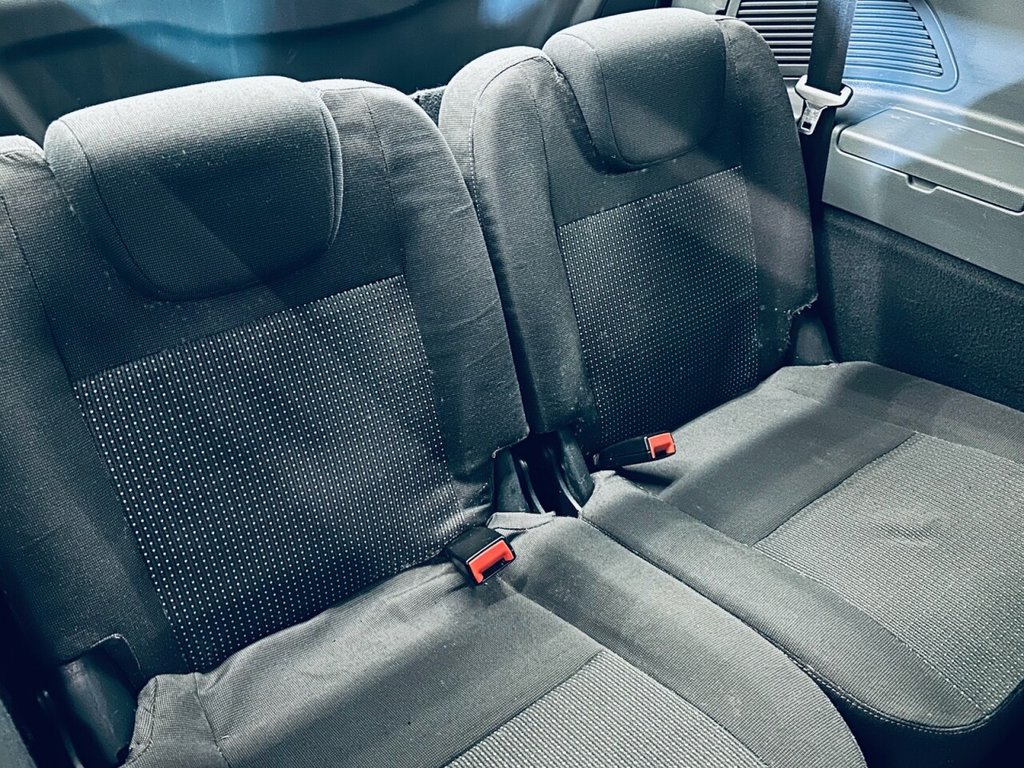 Used Ford Grand C-Max 2011 for sale - 77369700: Photo 11