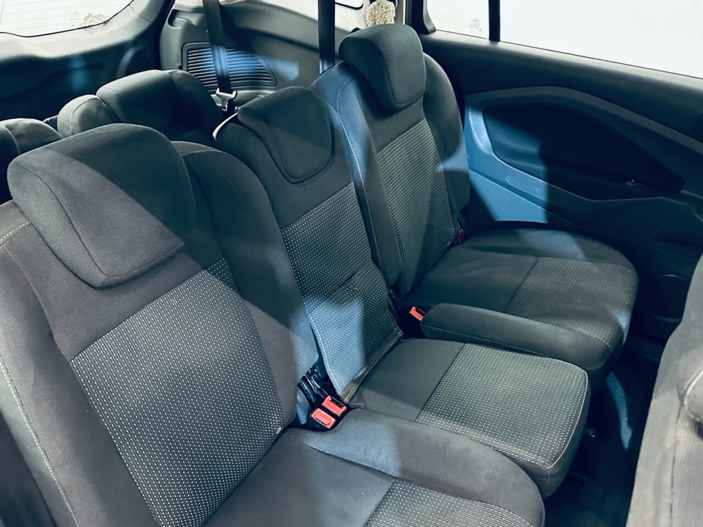 Used Ford Grand C-Max 2011 for sale - 77369700: Photo 13