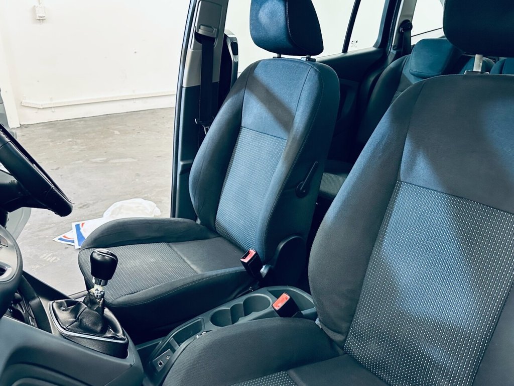 Used Ford Grand C-Max 2011 for sale - 77369700: Photo 8