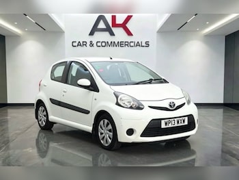 Used Toyota AYGO 2013 for sale - 79442792: Photo