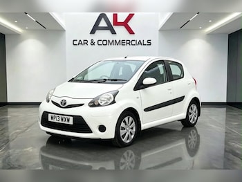 Used Toyota AYGO 2013 for sale - 79442792: Photo