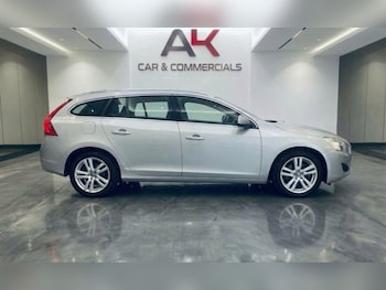 Used Volvo V60 2012 for sale - 78612118: Photo