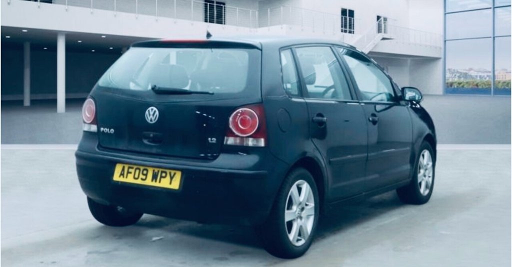 Used Volkswagen Polo 2009 for sale - 77457601: Photo 4