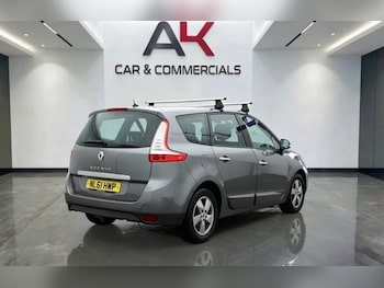 Used Renault Grand Scenic 2011 for sale - 79038378: Photo