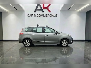 Used Renault Grand Scenic 2011 for sale - 79038378: Photo