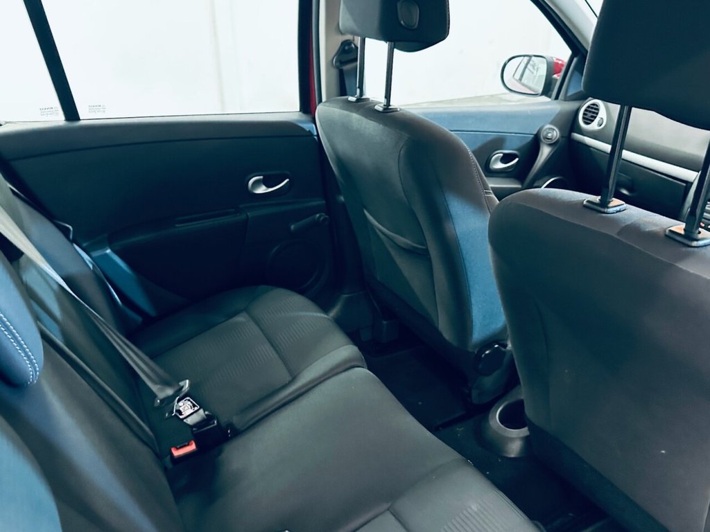 Used Renault Clio 2010 for sale - 77571438: Photo 9