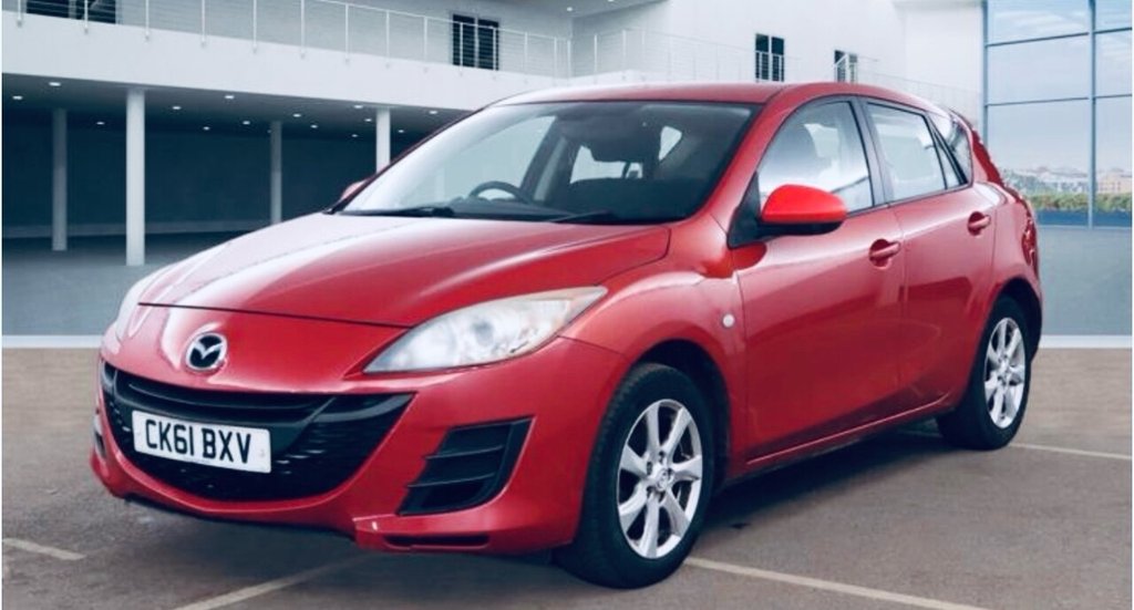 Used Mazda Mazda3 2011 for sale - 76934638: Photo 2