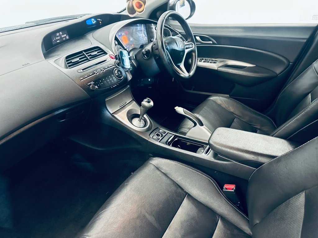 Used Honda Civic 2009 for sale - 76768451: Photo 17