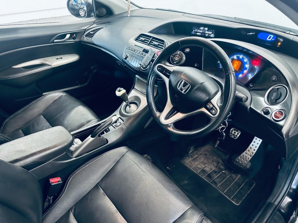 Used Honda Civic 2009 for sale - 76768451: Photo 19