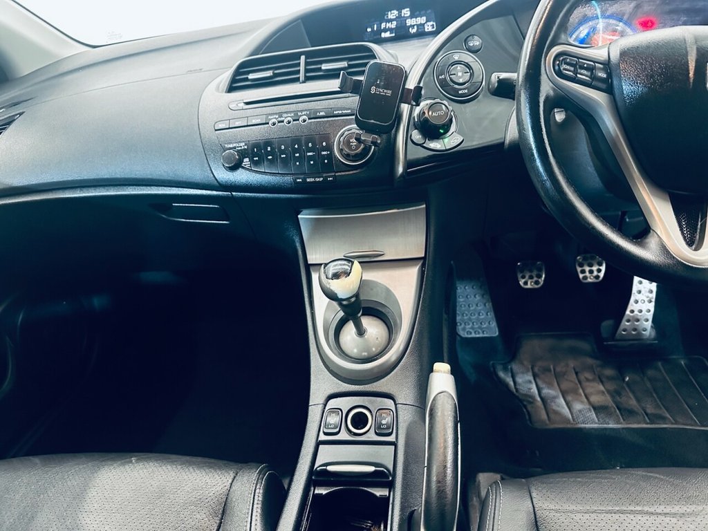 Used Honda Civic 2009 for sale - 76768451: Photo 20