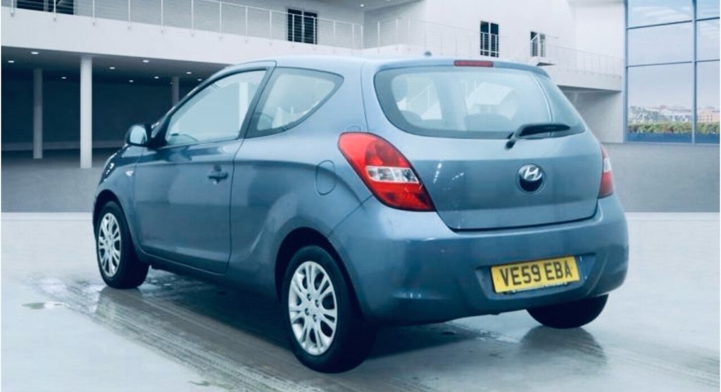 Used Hyundai i20 2009 for sale - 77200395: Photo 3