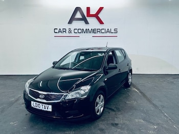 Used Kia Ceed 2010 for sale - 76604606: Photo