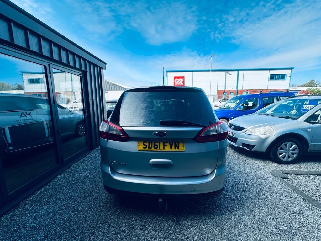 Used Ford Grand C-Max 2011 for sale - 78111131: Photo 4