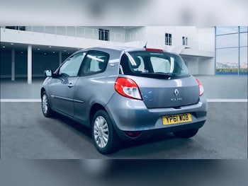 Used Renault Clio 2011 for sale - 77792240: Photo