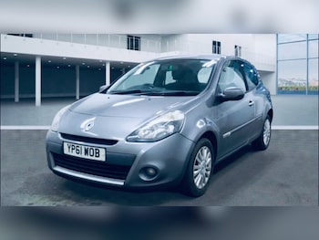 Used Renault Clio 2011 for sale - 77792240: Photo