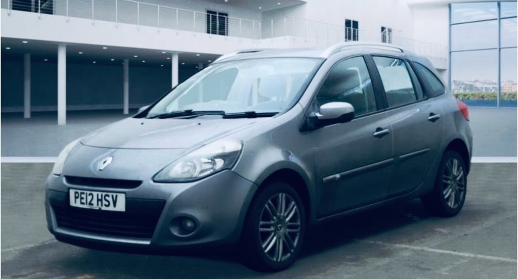 Used Renault Clio 2012 for sale - 77302717: Photo 2