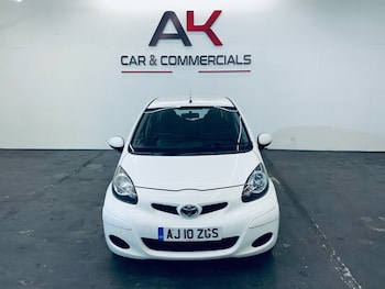 Used Toyota AYGO 2010 for sale - 76670617: Photo