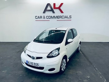 Used Toyota AYGO 2010 for sale - 76670617: Photo