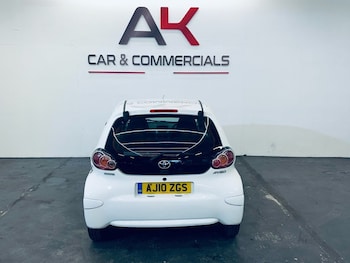 Used Toyota AYGO 2010 for sale - 76670617: Photo