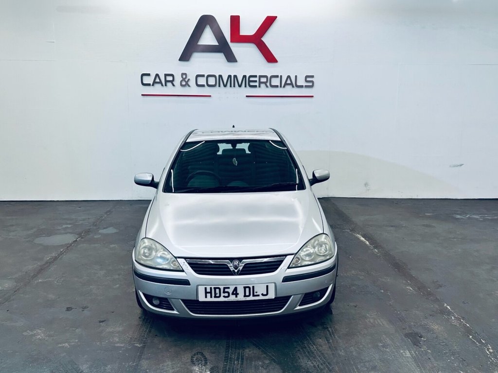 Used Vauxhall Corsa 2005 for sale - 77621386: Photo 2