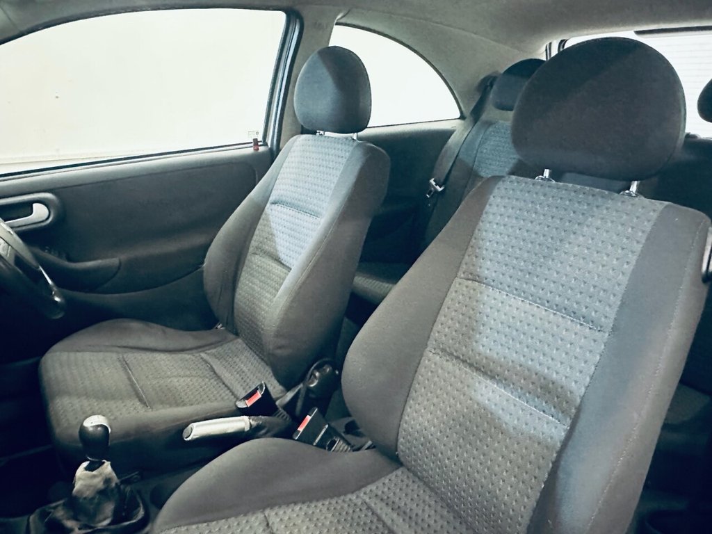 Used Vauxhall Corsa 2005 for sale - 77621386: Photo 7