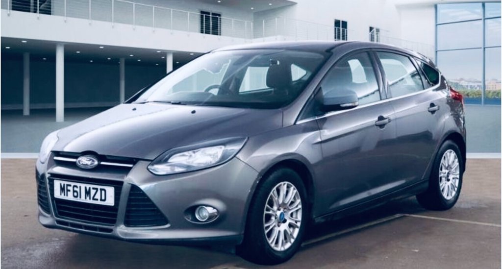 Used Ford Focus 2011 for sale - 76604875: Photo 2